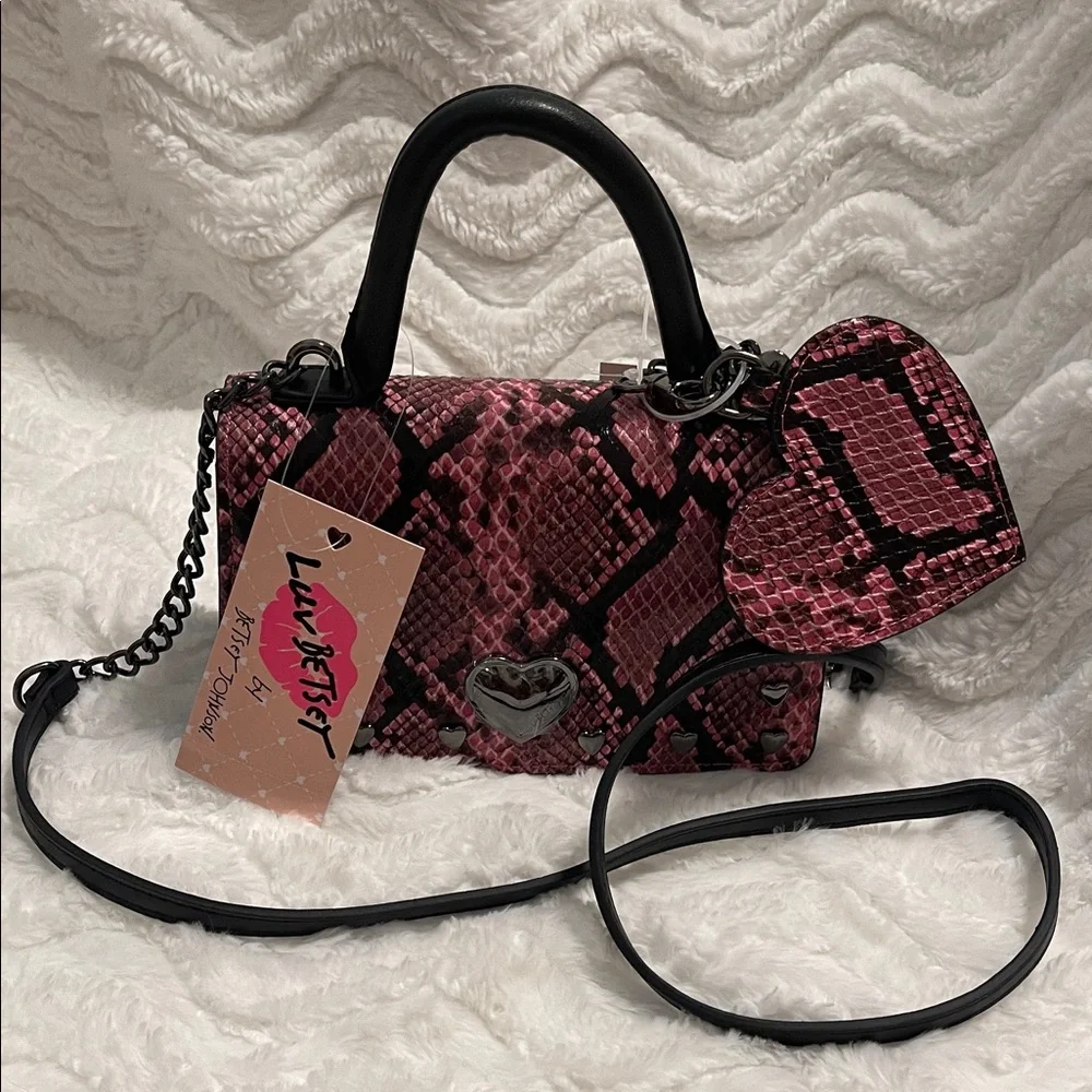 NWT Betsey Johnson Pink Snake Print Crossbody Bag - Picture 1 of 16